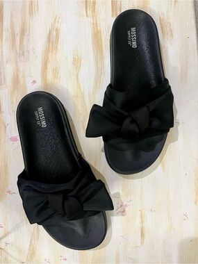 Mossimo Supply Co. Black Bow Slide Sandals with Knot Detail